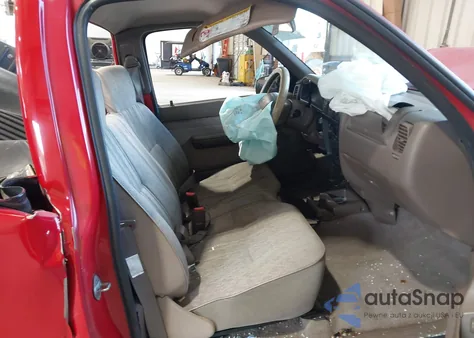 1999 Toyota Tacoma z USA, uszkodzony, nr VIN 4TANL42N8XZ414111